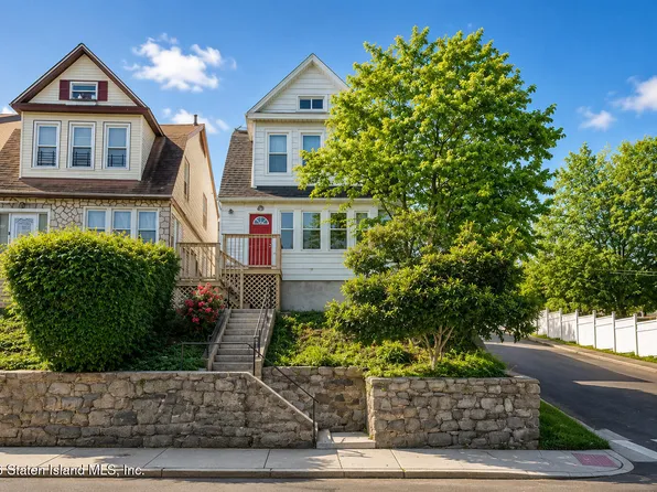 38 Fillmore St, Staten Island, NY 10301