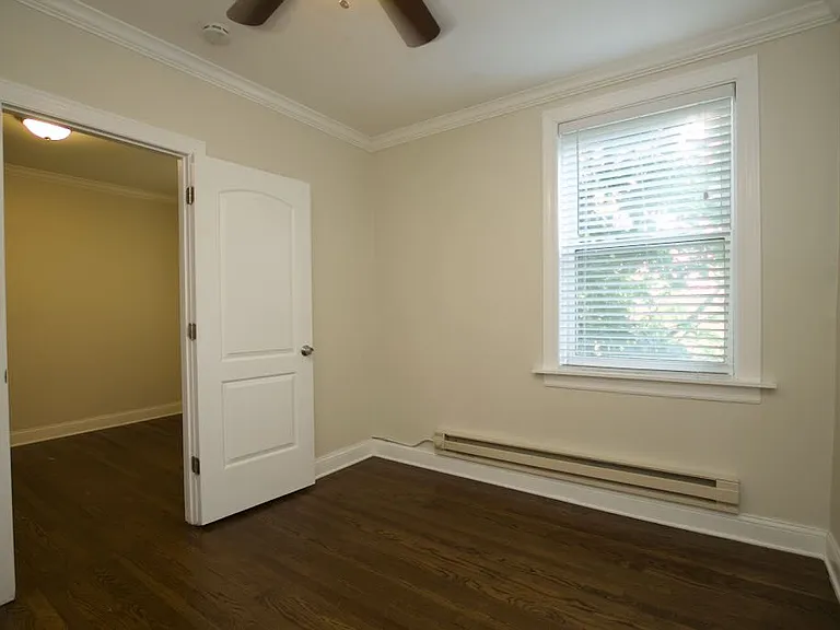 4222 N Clark St #4 — Photo 15
