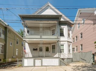 28 Salem St UNIT 3, Swampscott, MA 01907