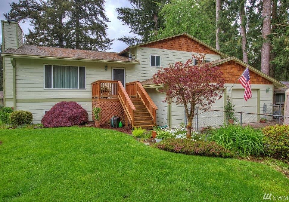 Fully fenced home with newly painted exterior and newer front porch with LED lights on the steps. Roof was replaced in 2013.