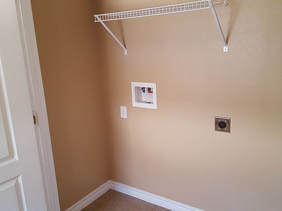 3rd image of 2872 Memorial Jr High Dr APT 1