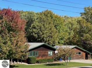 9032 E Lincoln Rd, Cedar, MI 49621