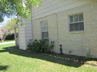 7762 Stonebridge Rd #669B, Alvin, TX 77511