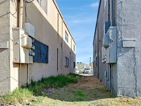 5th image of 1300 N 22nd St