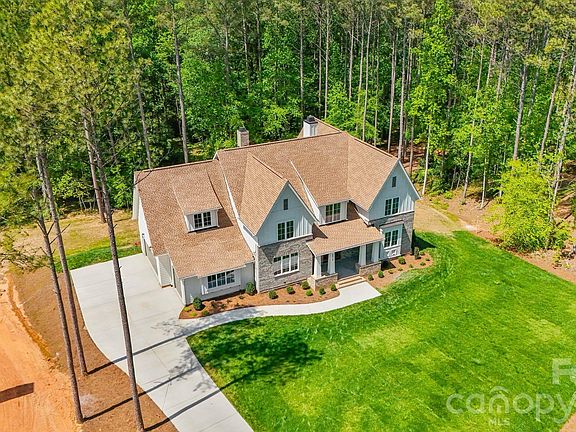 5th image of 8016 Gulf Creek Rd