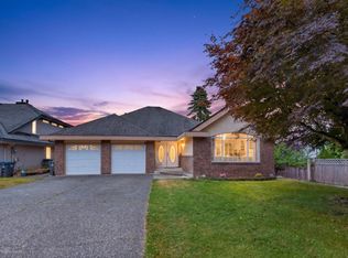 9416 163a St, Surrey, BC V4N 3C7
