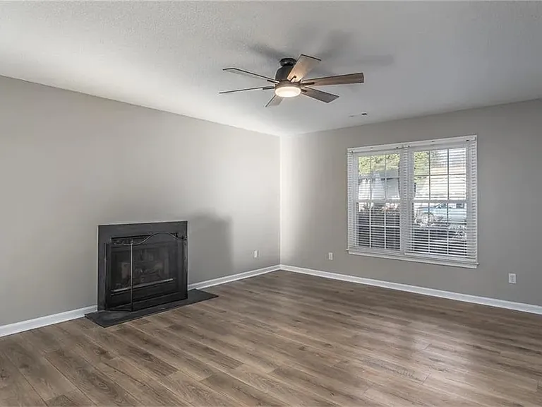 4717 Eagle Rock Rd — Photo 10