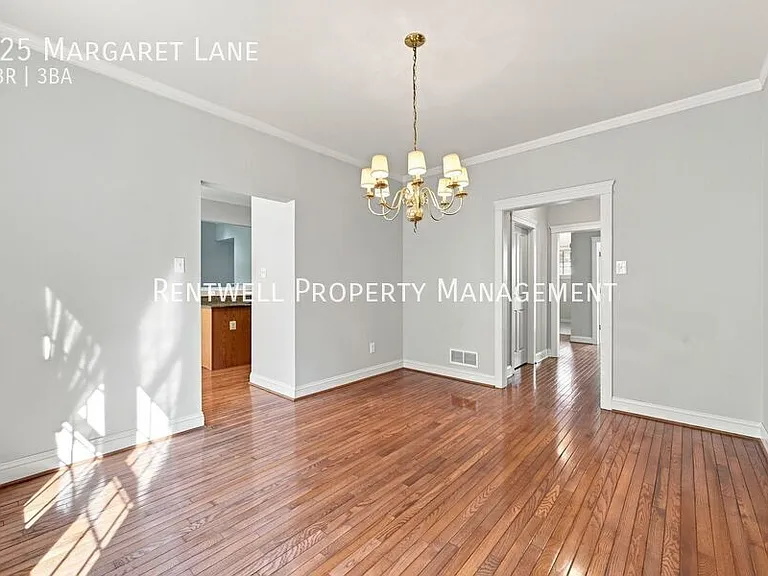 125 Margaret Ln — Photo 12