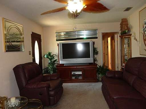 5th image of 912 Lausanne Dr