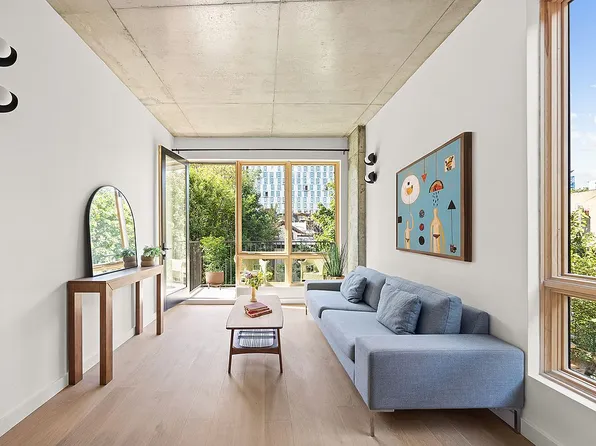 1118 Fulton St #3R, Brooklyn, NY 11238