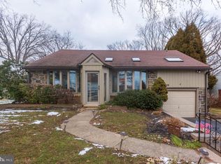 2219 Cambridge Rd, Broomall, PA 19008