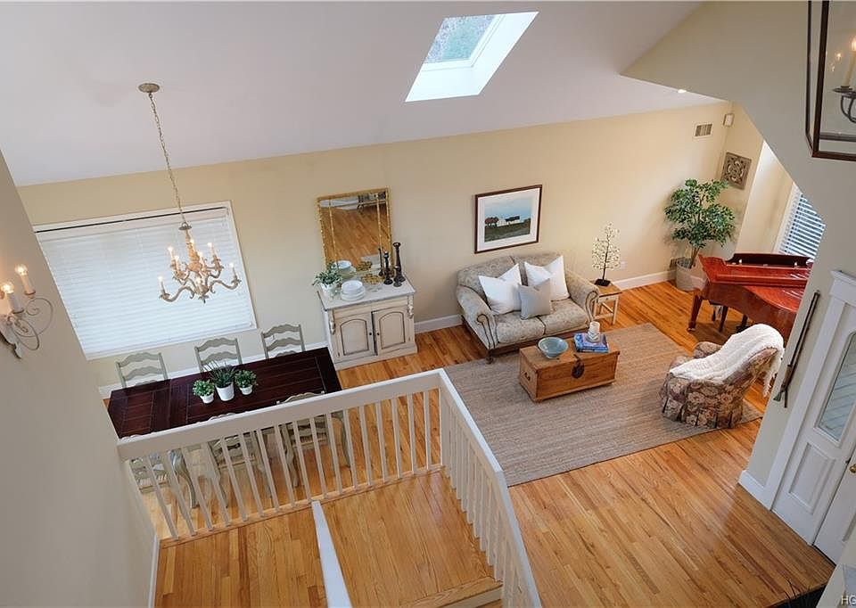 1st image of 10 Shadyside Ave