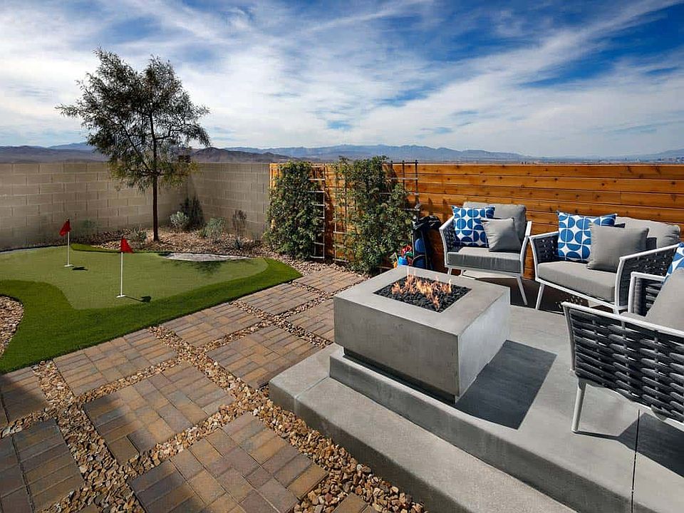 PLAN 3 MODEL - BACKYARD