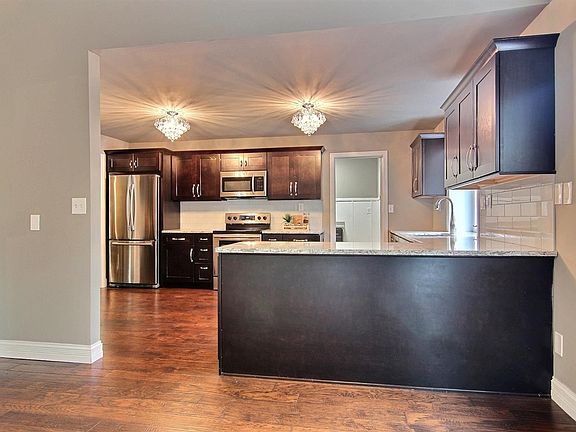 5th image of 4909 Aaron Dr