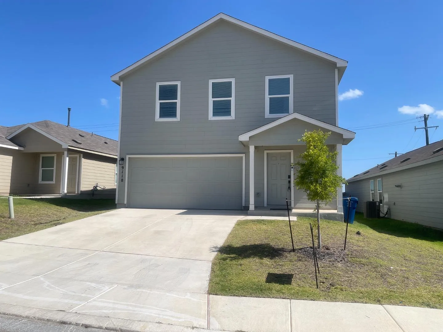 9118 Selene Pl — Photo 1