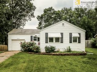8450 Wea St, De Soto, KS 66018