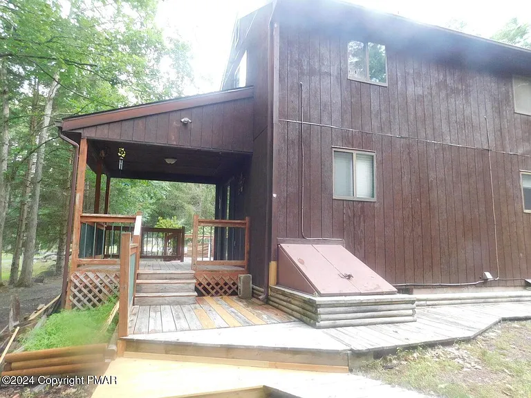 112 Messerle Ct — Photo 15