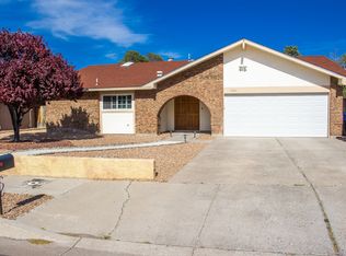 5204 Cimarron Rd NW, Albuquerque, NM 87120