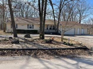 289 Bull Run Ln, Kimberling City, MO 65686