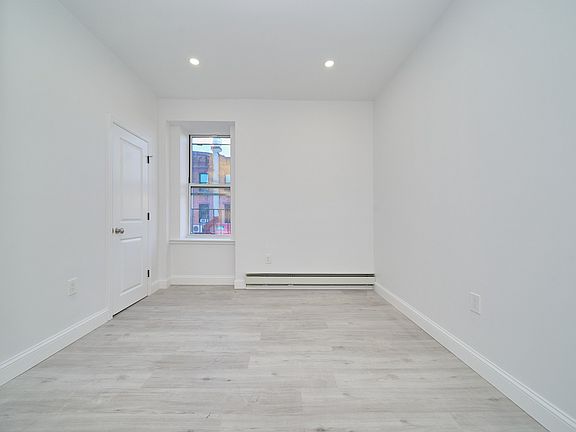 5th image of 6751 5th Ave #1
