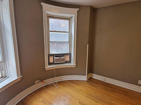 5th image of 1948 N Humboldt Blvd APT 210