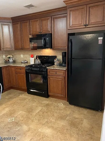1 bed, 1.0 bath, $2,100 — Photo 2