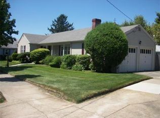 638 Woodlawn St, Fall River, MA 02720