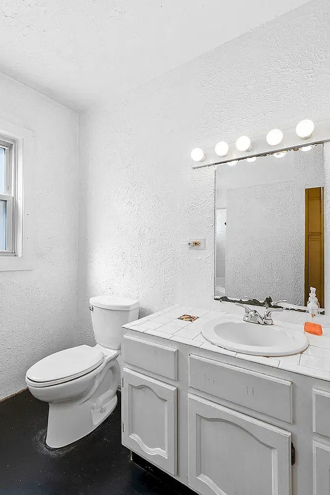 3 bed, 1400 sqft, $3,200 — Photo 3