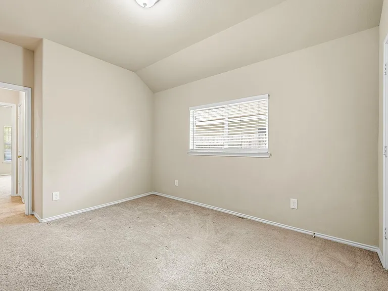 7126 Whitlow Wonder Ln — Photo 32