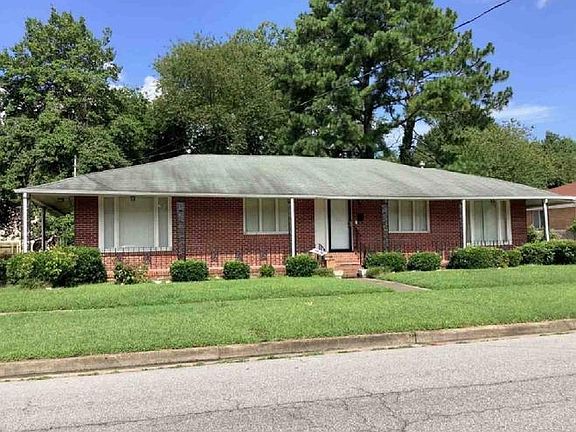 2nd image of 410 Carver Cir