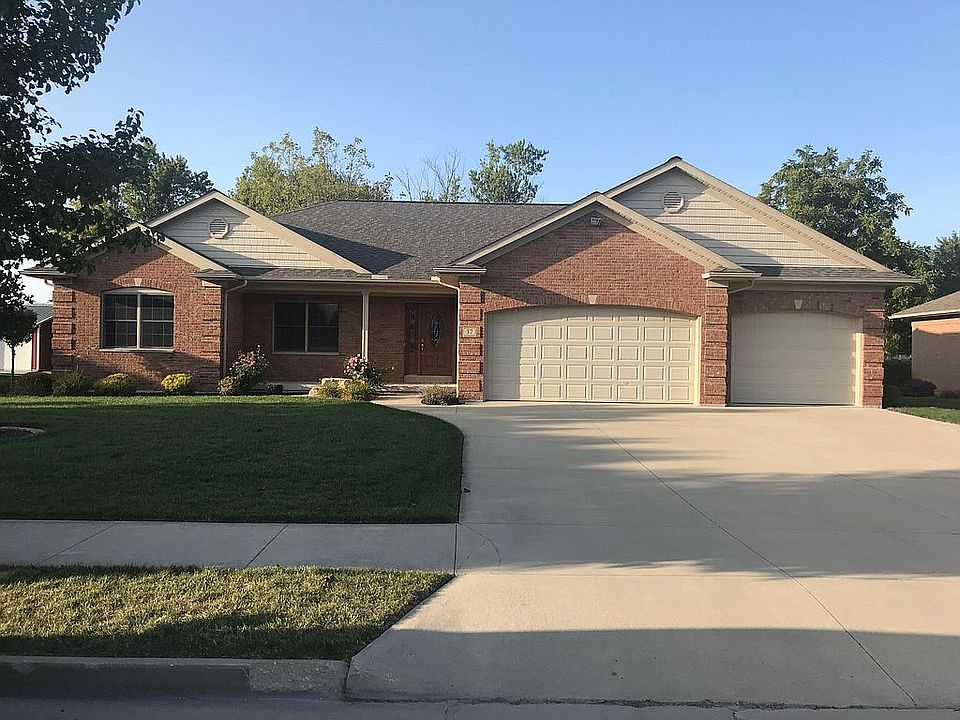 1st image of 37 Heritage Ct