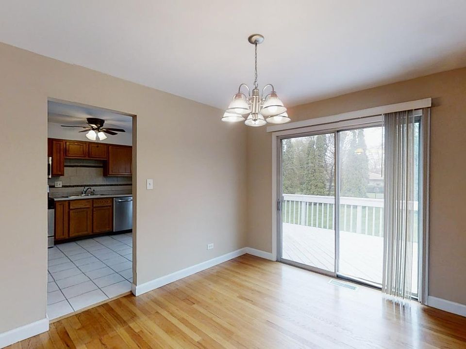 1st image of 2580 W 61st Ave