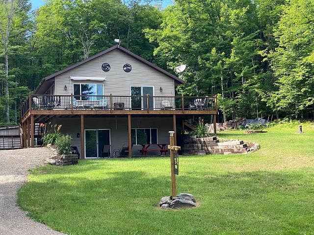 1st image of 1882 Smoky Lake Dr