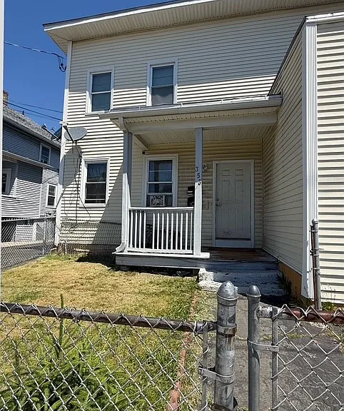 353 Ogden St #2 — Photo 1