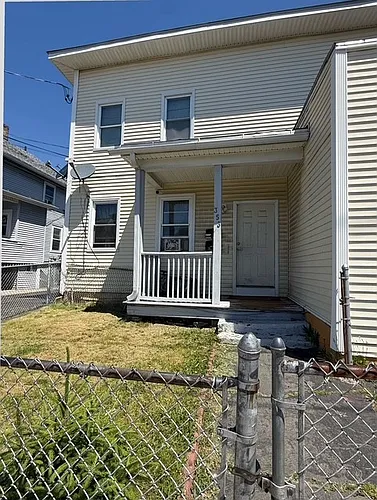 353 Ogden St #2 Photo 1