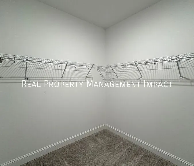 25 Parkway Dr — Photo 43