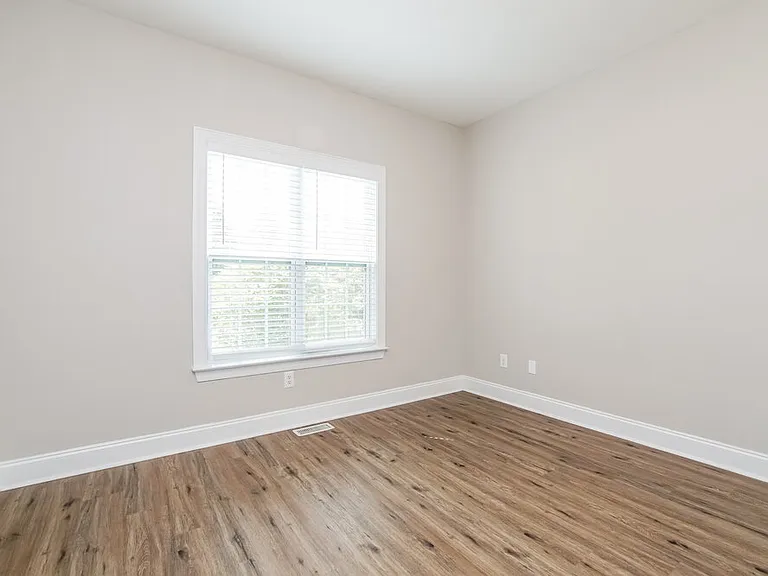 253 Keller Dr — Photo 13
