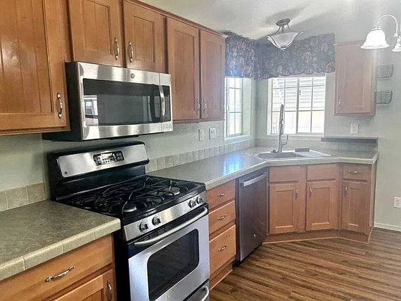 4th image of 7570 E Speedway Blvd #561