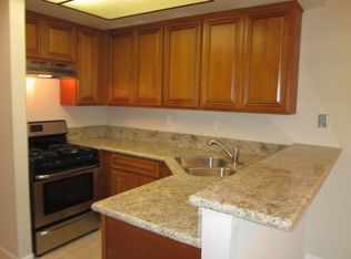 332 Lemon Grv, Irvine, CA 92618