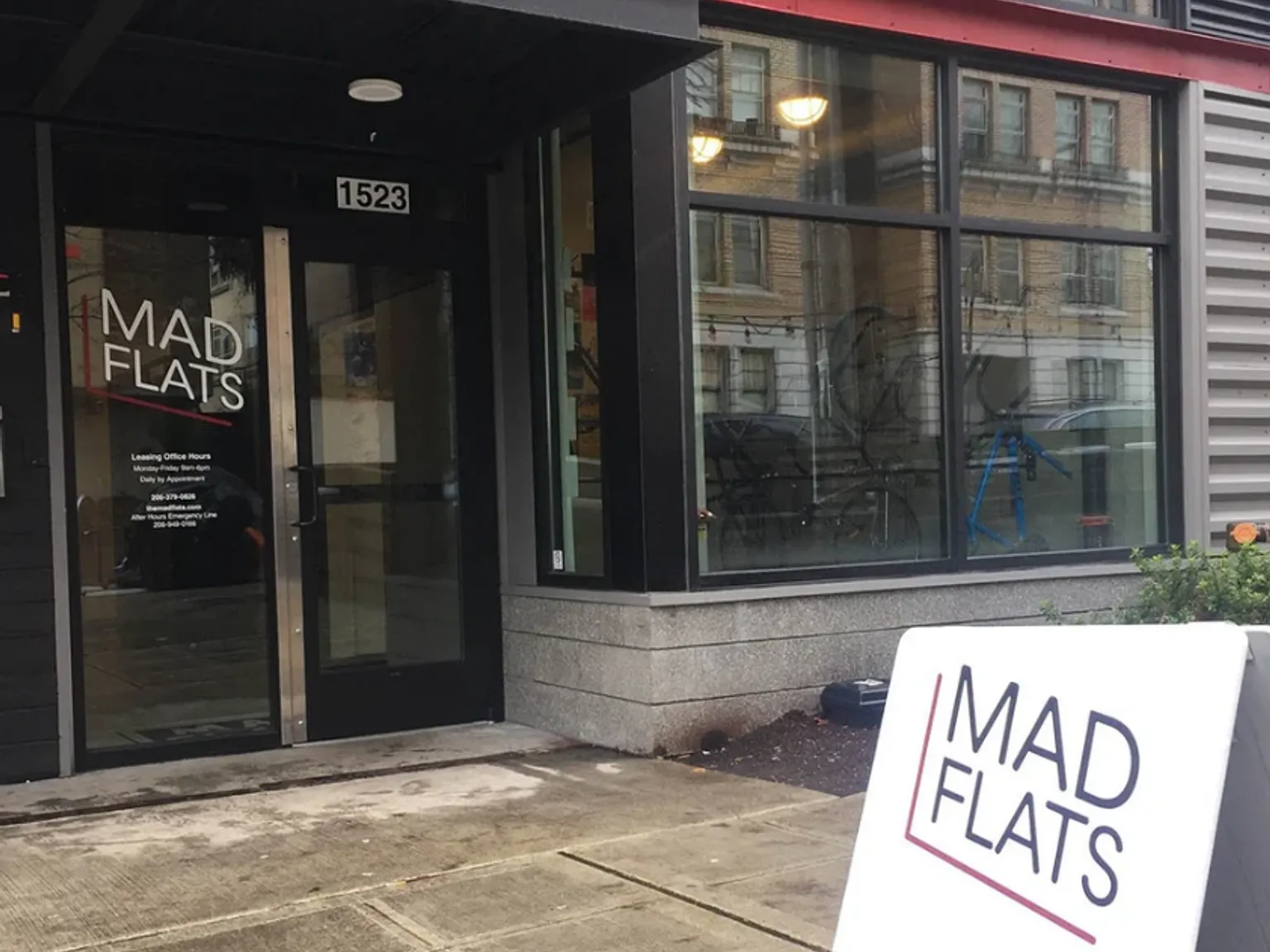 Mad Flats — Photo 3