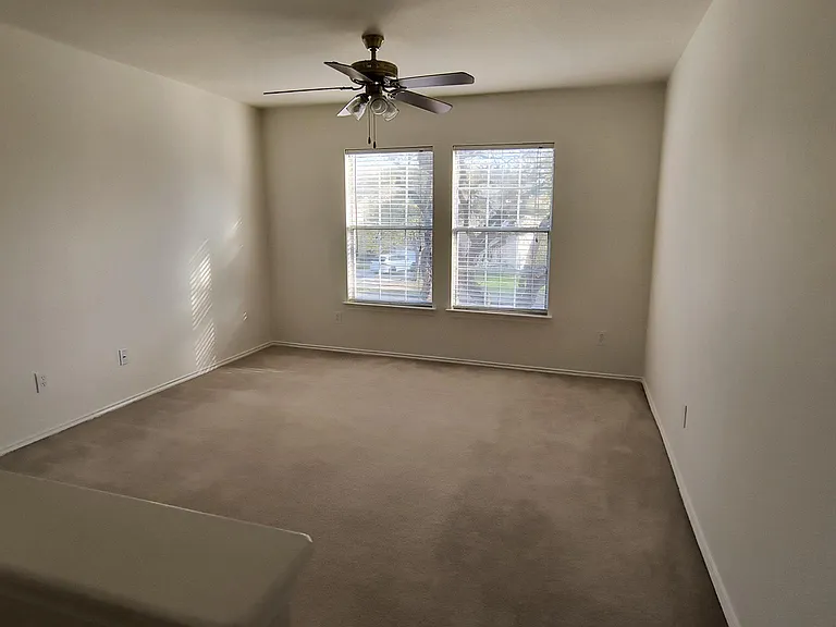 1500 Shady Creek Trl — Photo 8