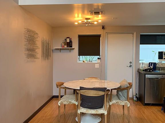 4th image of 1029 N Vista St #3