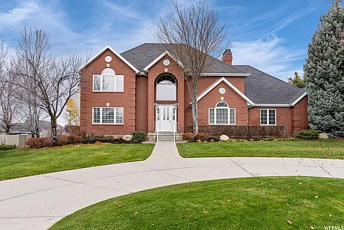 8 E Fawn Grove Ln Photo 1 8 E Fawn Grove Ln Photo 1
