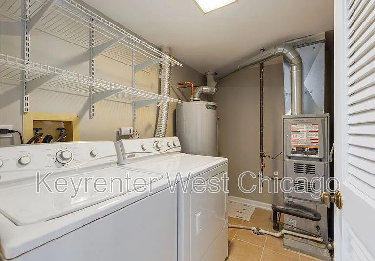 1851 Fox Run Dr #B — Photo 19