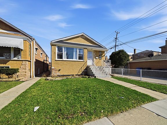 3rd image of 5445 S Karlov Ave