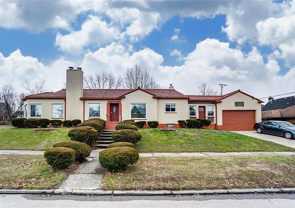 1st image of 1744 Benson Dr