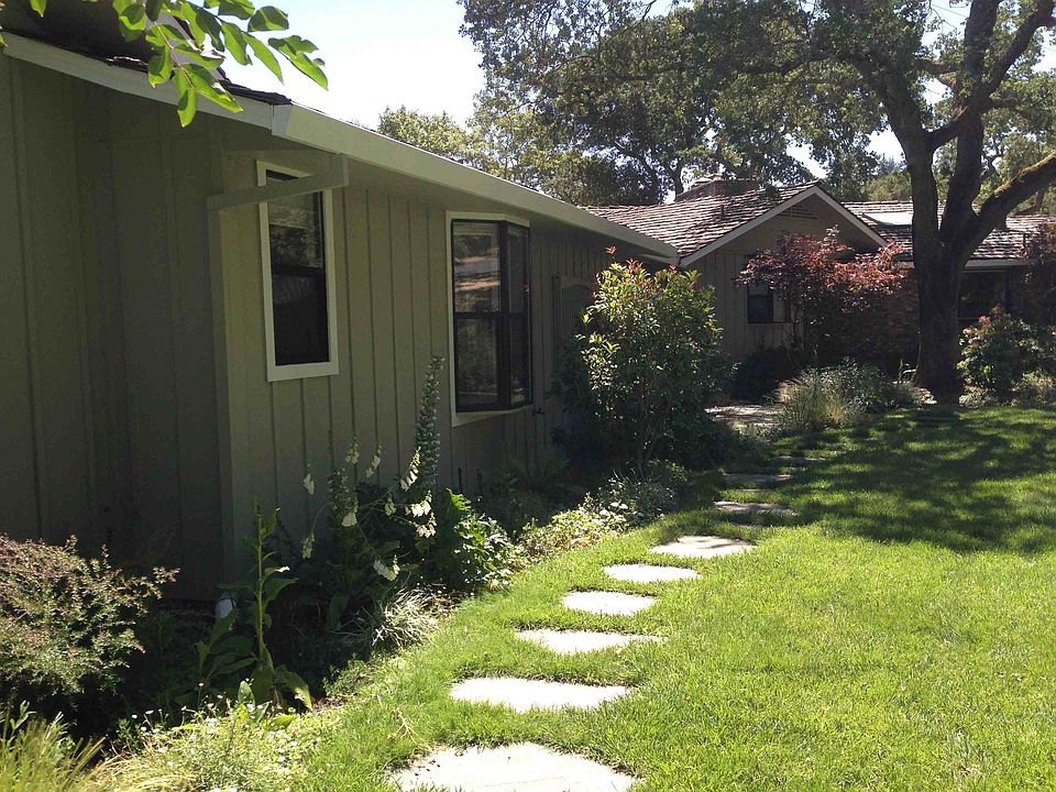 1st image of 658 Westridge Dr
