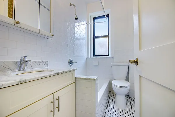 Rented by LG Fairmont Group | media 17