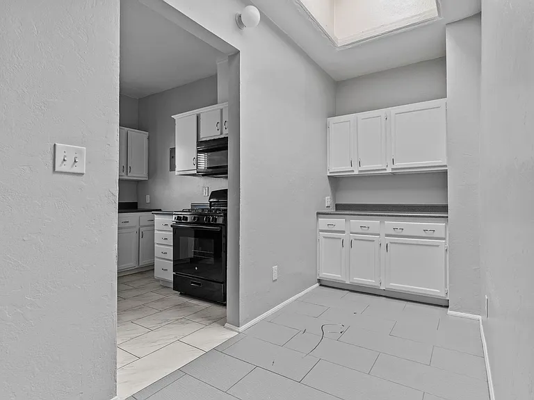 820 Lime Avenue — Photo 7