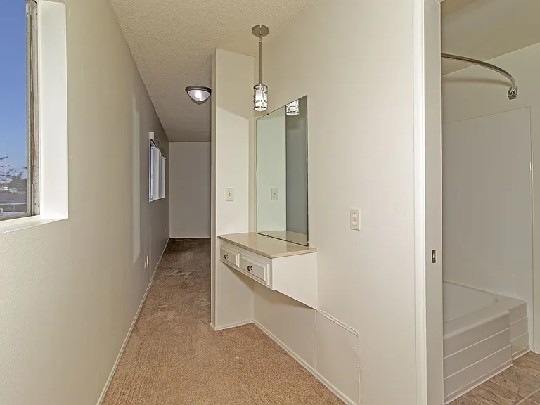 Meadowlake 1025 — Photo 10